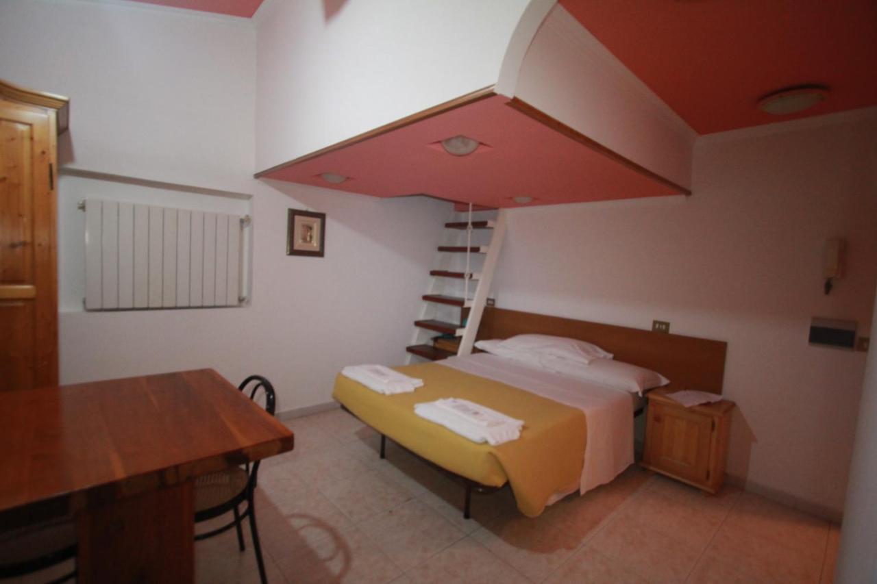 Villa Patrizia Roma Esterno foto